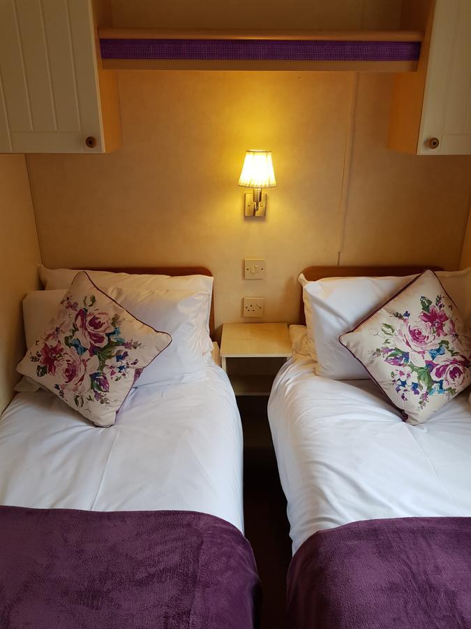 塔滕霍尔 Pitch & Canvas - Self Catering At Broad Oak Farm酒店 外观 照片