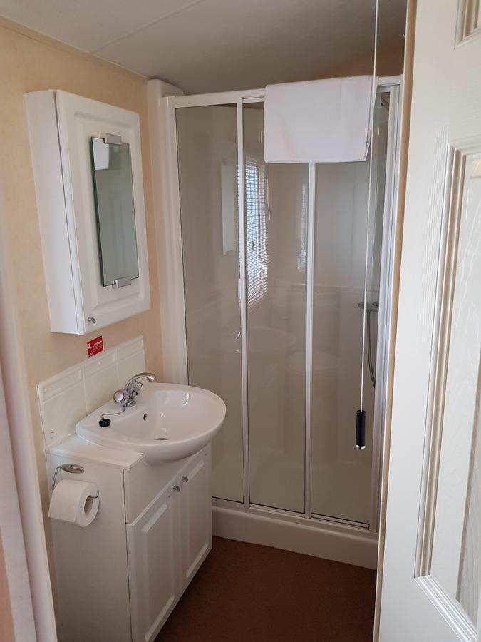 塔滕霍尔 Pitch & Canvas - Self Catering At Broad Oak Farm酒店 外观 照片